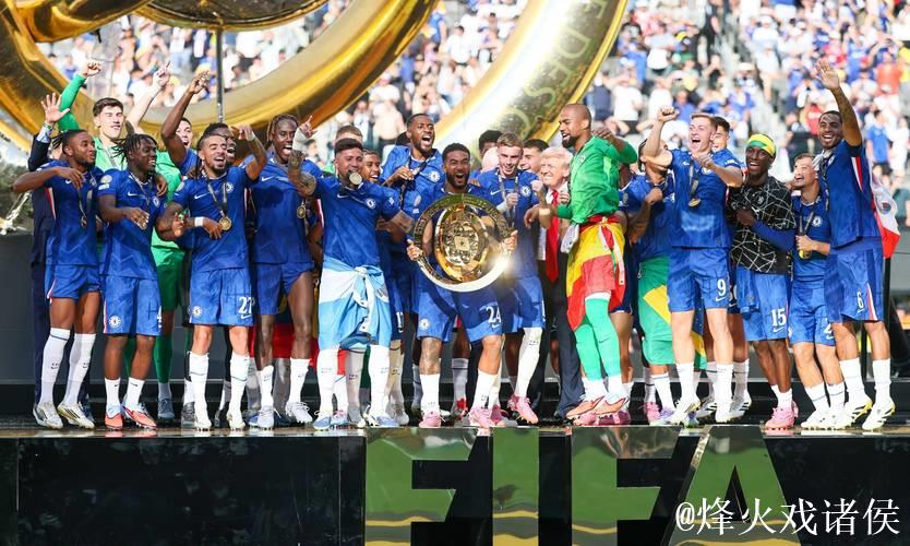 巴黎大师赛正赛首日爆出冷门 西西帕斯恩贝尔晋级 巴黎大师赛正赛首日爆出冷门 西西帕斯恩贝尔晋级